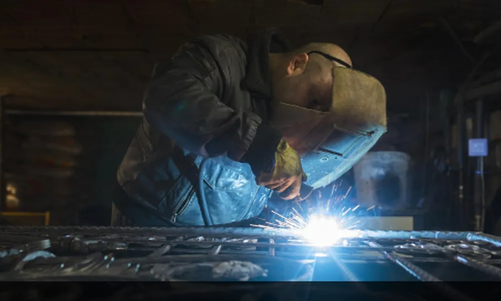 Unidad móvil autónoma aplicada a predios industriales